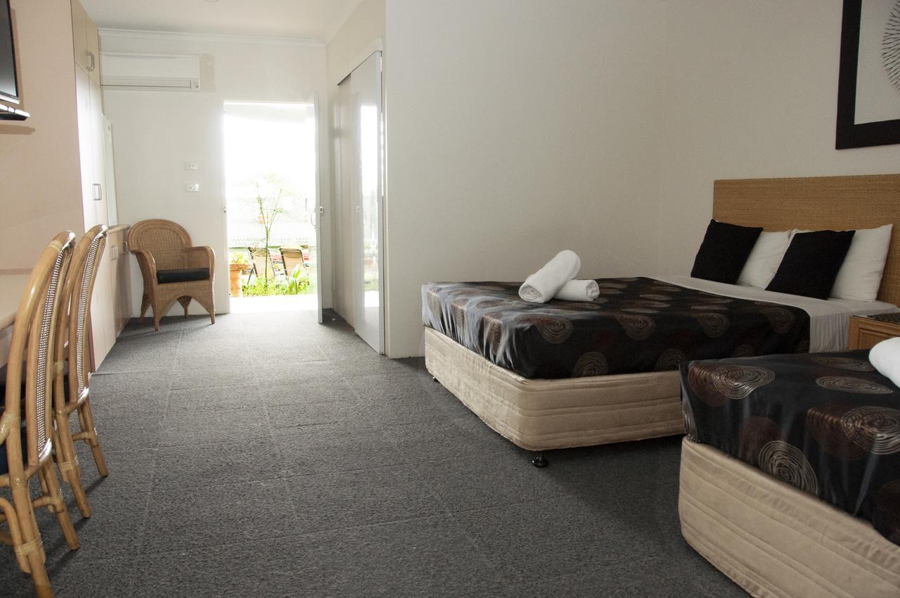 Jackaroo Motel Mareeba Extérieur photo